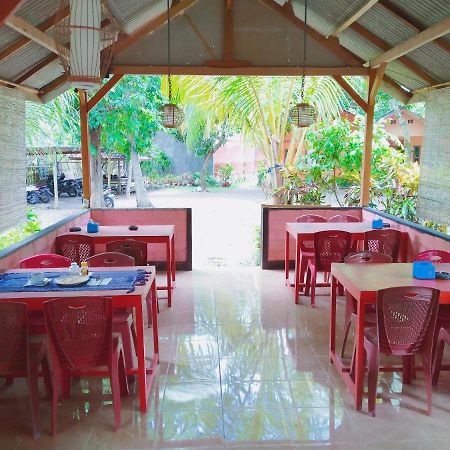 Kuta Garden Homestay Extérieur photo