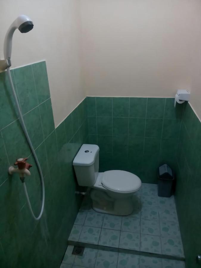 Kuta Garden Homestay Extérieur photo